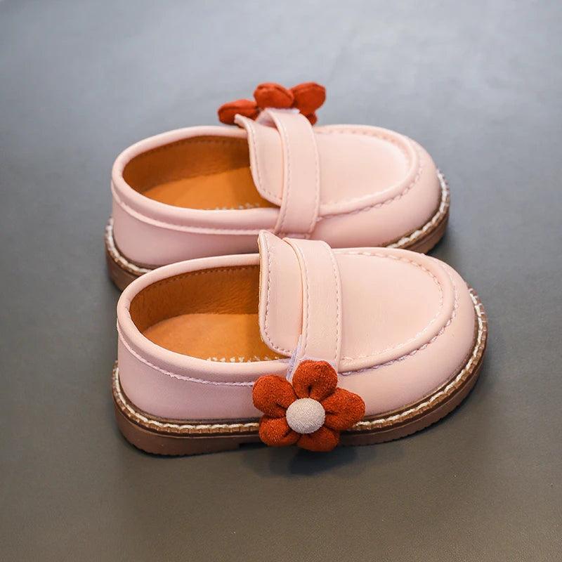 Comfortable Soft Leather Toddler Girl Casual Shoes with Flower - TF329