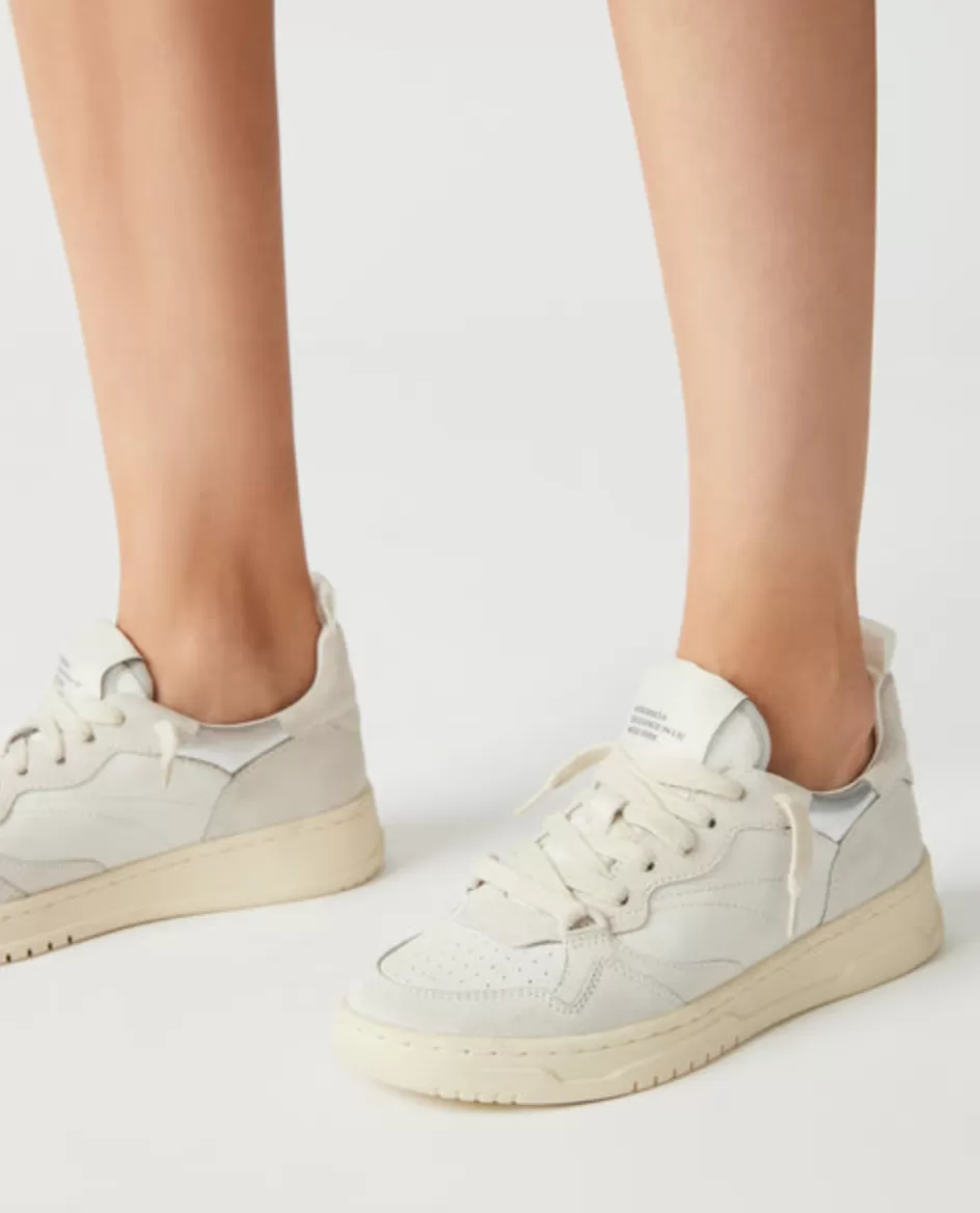 STEVE MADDEN EVERLIE SNEAKER